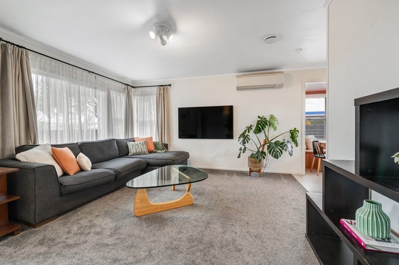 71B Red Beach Road, Red Beach, Whangaparāoa - Carousel 1