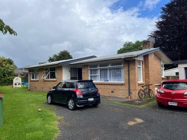 43A Brookfield Street, Hamilton East, Hamilton - Carousel 14