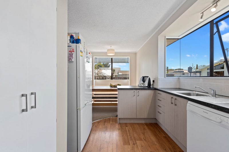 3B Greta Street, Glenview, Hamilton - Carousel 2