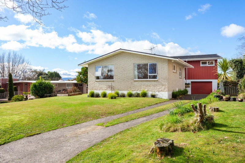 147 Tirau Street, Putaruru - Carousel 1