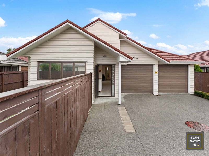 21 Whekau Drive, Takanini, Auckland - Carousel 1