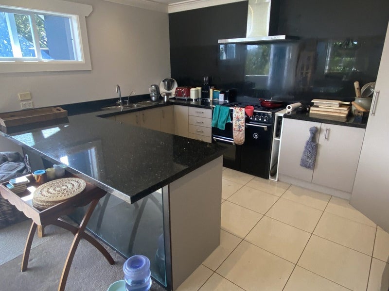 43 Cameron Street, New Plymouth, New Plymouth - Carousel 11