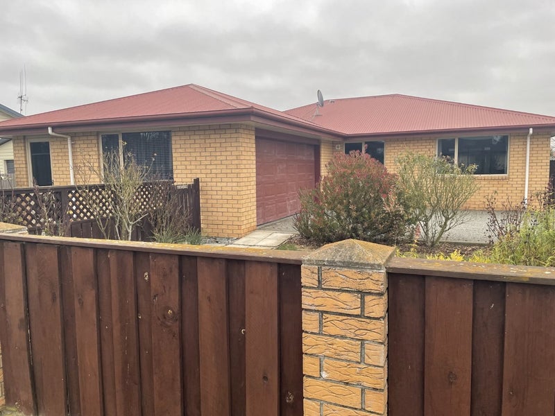 17 Wilkin Street, Temuka, Temuka - Carousel 1