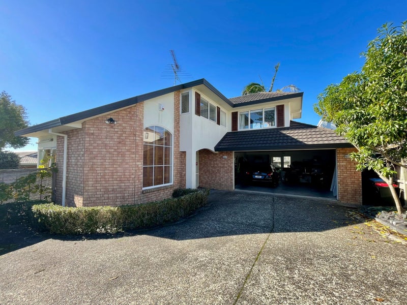 12A Rutherford Terrace, Meadowbank, Auckland - Carousel 1