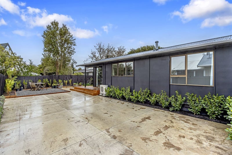 8B Queenspark Drive, Parklands, Christchurch - Carousel 15