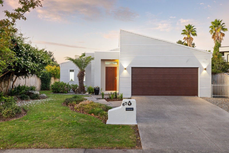 67 Keswick Crescent, Huntington, Hamilton - Carousel 3