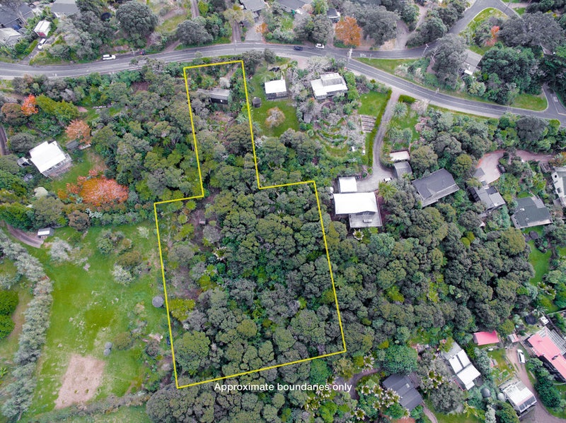 108 Hill Road, Palm Beach, Waiheke Island - Carousel 1