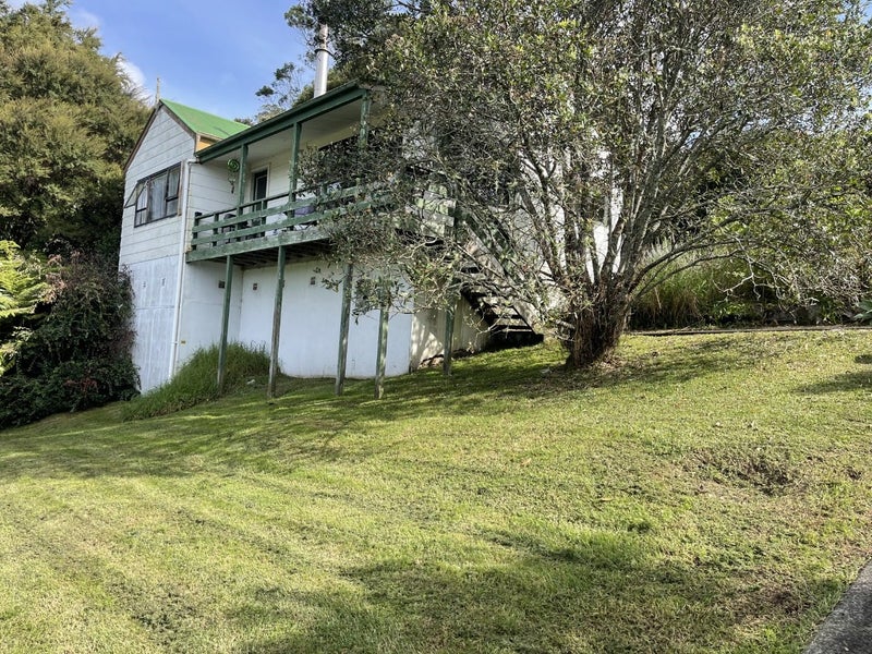 45 Virgo Place, Glen Eden, Auckland - Carousel 2