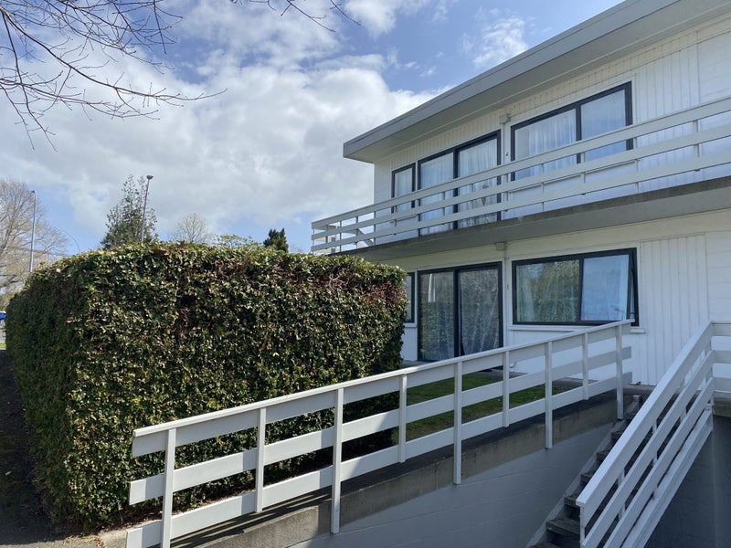 1/206 River Road, Claudelands, Hamilton - Carousel 1