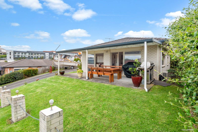 63 Elan Place, Stanmore Bay, Whangaparaoa - Carousel 2