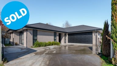 287 Dixon Road, Fitzroy, Hamilton - Carousel 1