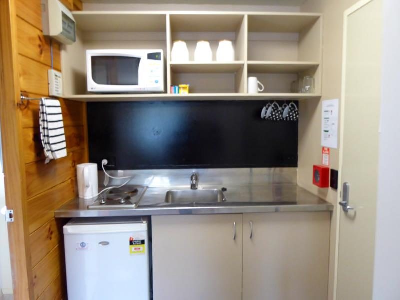 58/4 Sussex Street, Mount Cook, Wellington - Carousel 2