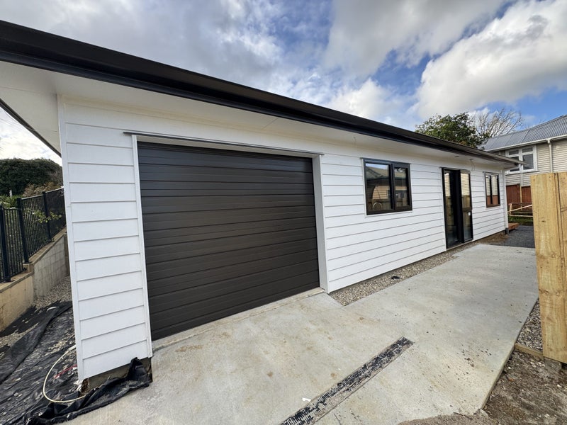 48 Mahoe Street, Melville, Hamilton - Carousel 1