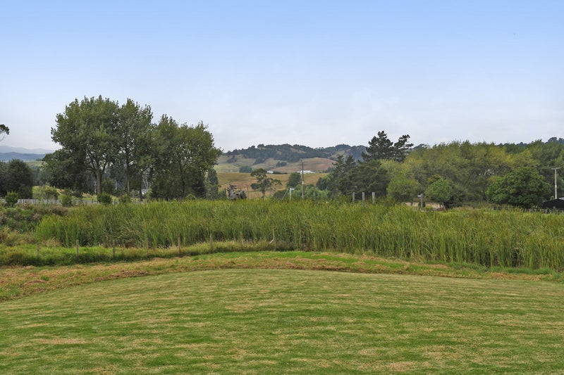 3 Pavel Place, Kaiwaka - Carousel 20