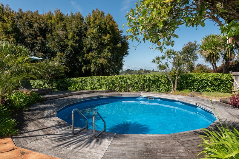 207 Point View Drive, East Tamaki Heights, Auckland - Carousel 2