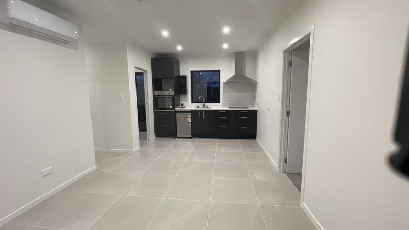 38 Aurora Terrace, Hillcrest, Hamilton - Carousel 2