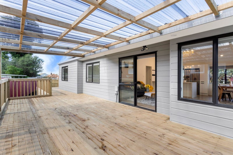 17B Athens Road, Onehunga, Auckland - Carousel 2