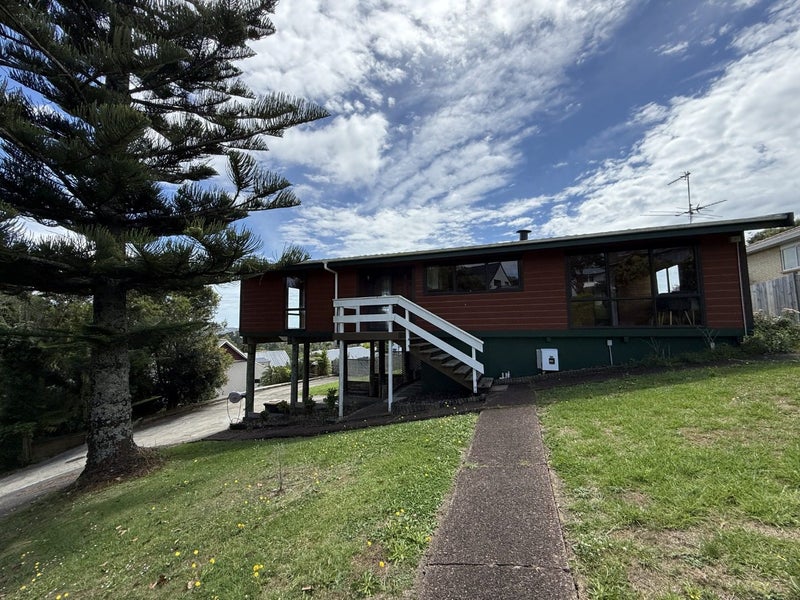 6 Bronzewing Terrace, Unsworth Heights, Auckland - Carousel 2