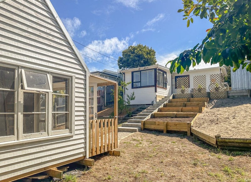 22 Batten Grove, The Pines Beach, The Pines Beach - Carousel 1