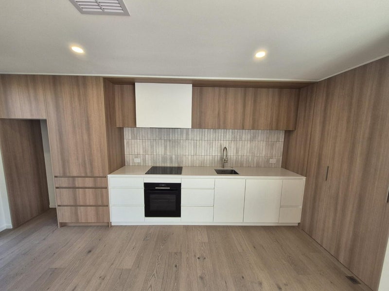 2/23 Webb Street, St Albans, Christchurch - Carousel 2
