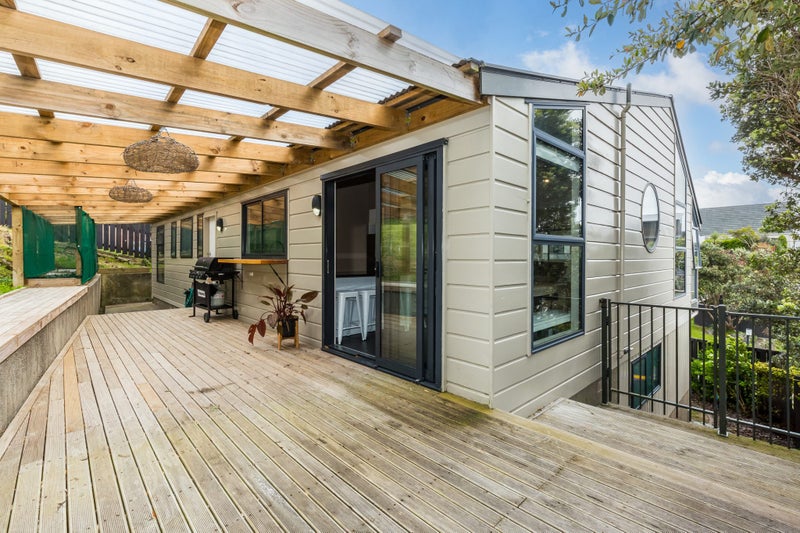 98 Pope Street, Camborne, Porirua - Carousel 1