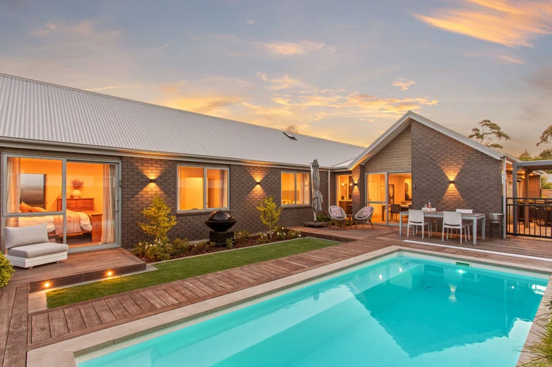 93 Leistrella Road, Hoon Hay, Christchurch - Carousel 1