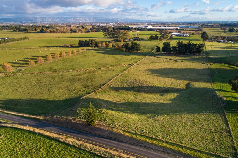 335 Tutaki Road, Kelvin Grove, Palmerston North - Carousel 1