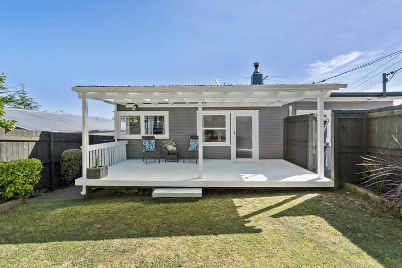 1/91 Target Road, Tōtara Vale, Auckland - Carousel 1