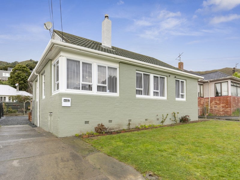 21 Toomath Street, Naenae, Lower Hutt - Carousel 20