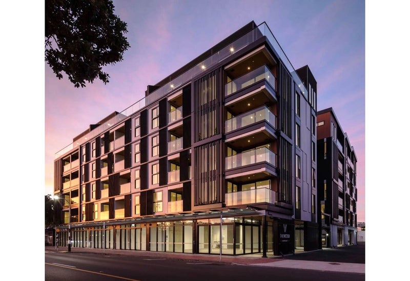 101/4 Bute Road, Browns Bay, Auckland - Carousel 1