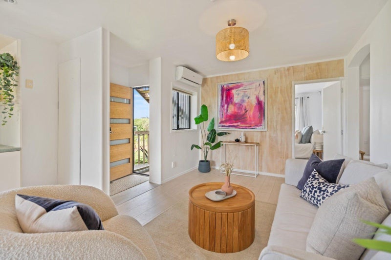 28 Taranui Place, Mangawhai Heads, Mangawhai - Carousel 1