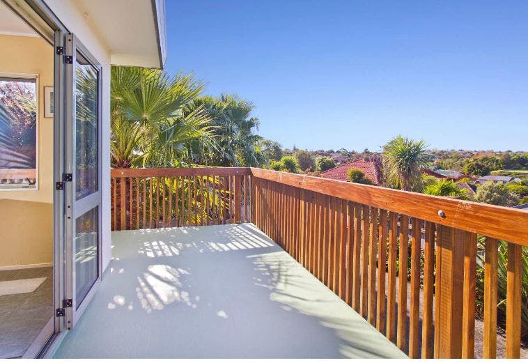 1/66 Gosford Drive, Botany Downs, Auckland - Carousel 1