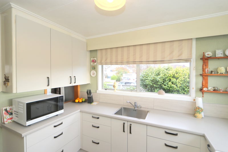 693 Tay Street, Hawthorndale, Invercargill - Carousel 2