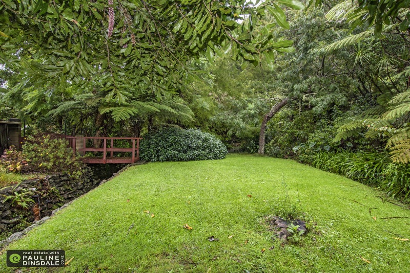 12 Elgin Place, Kamo, Whangarei - Carousel 23