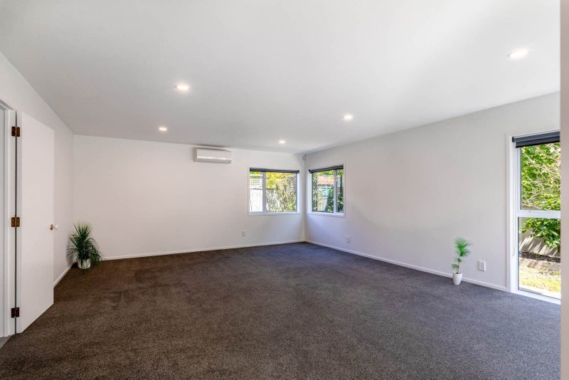 8A Brookland Place, Remuera, Auckland - Carousel 2