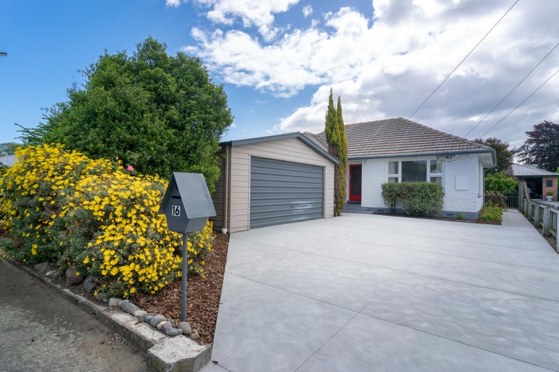 1/16 Claxton Place, Saint Martins, Christchurch - Carousel 22