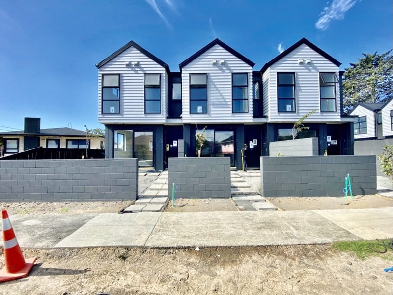 48C Waimate Street, Clover Park, Auckland - Carousel 1