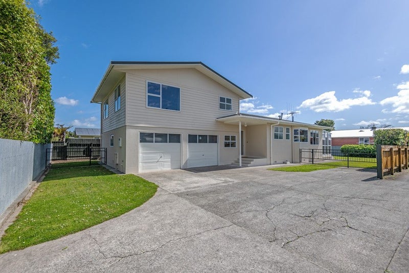 47 College Street, Awapuni, Palmerston North - Carousel 1