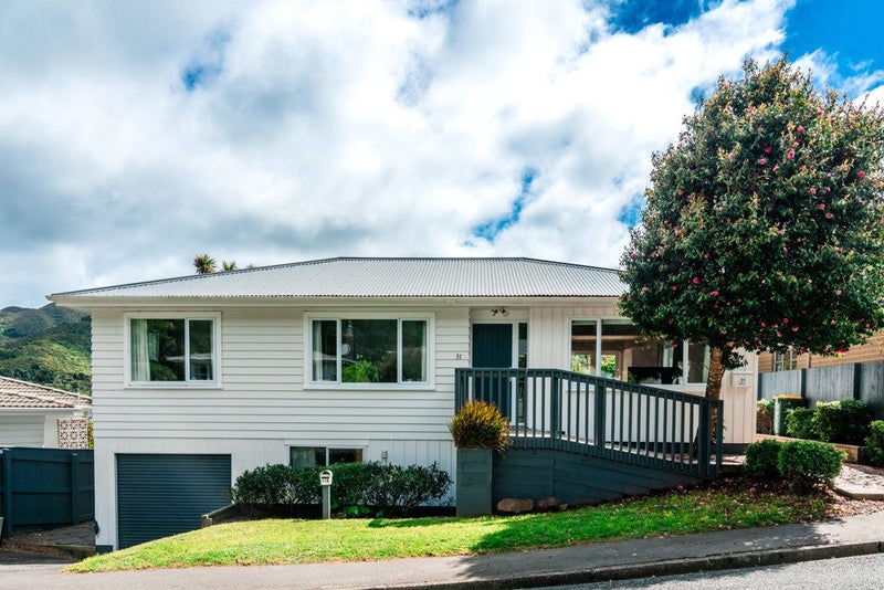 31 Warwick Street, Wilton, Wellington - Carousel 1