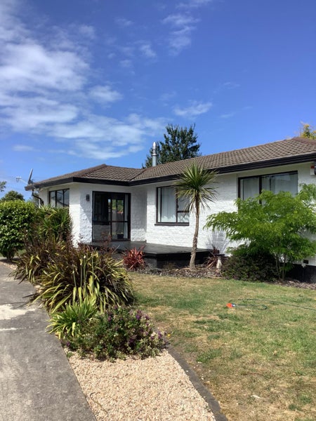 26 Heathglen Avenue, Parklands, Christchurch - Carousel 2