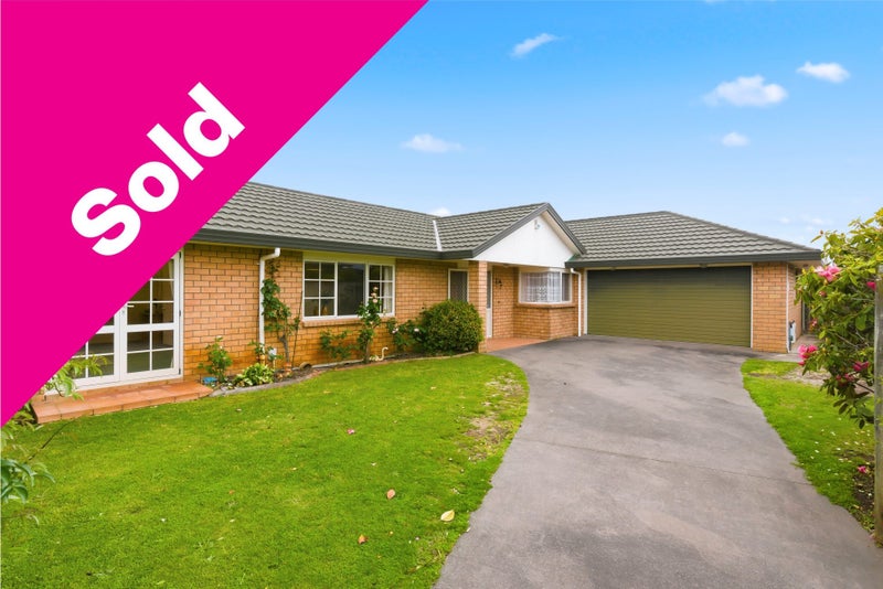 15 San Vito Place, Paraparaumu Beach, Paraparaumu - Carousel 1