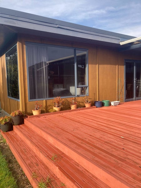 9 Hohiria Street, Waikanae Beach, Waikanae - Carousel 2