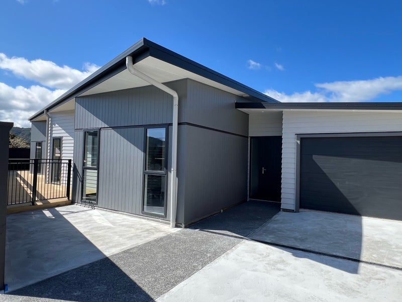 2A Rata Street, Wainuiomata, Lower Hutt - Carousel 25
