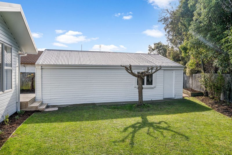 23 Castile Place, Belfast, Christchurch - Carousel 2