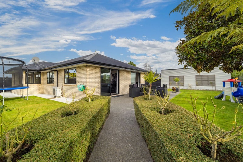 409 Breezes Road, Aranui, Christchurch - Carousel 1