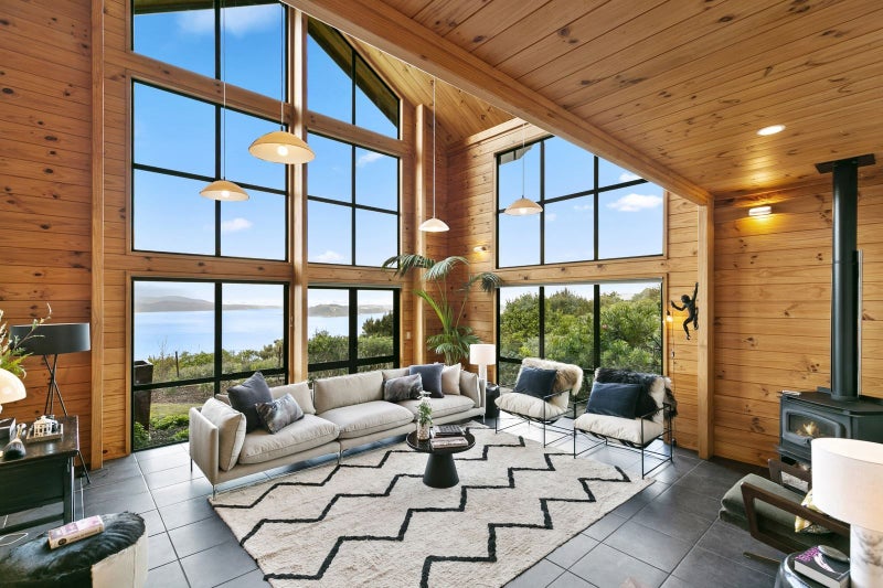 122 Black Rock Road, Newlands, Wellington - Carousel 1