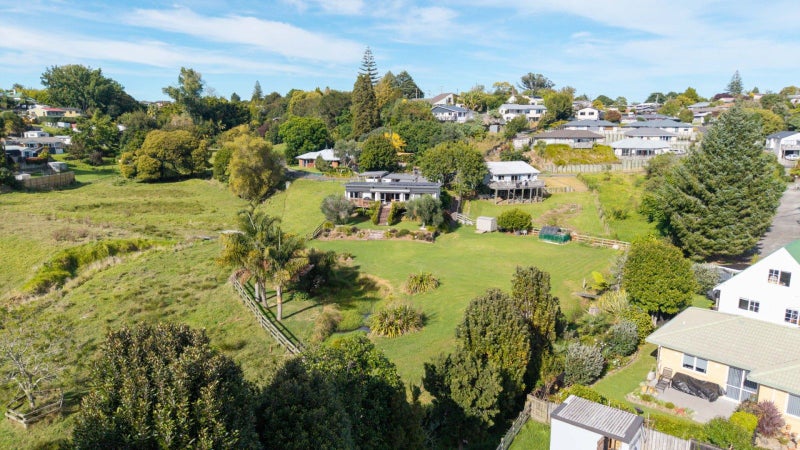29 Dunrobbin Place, Gate Pa, Tauranga - Carousel 29