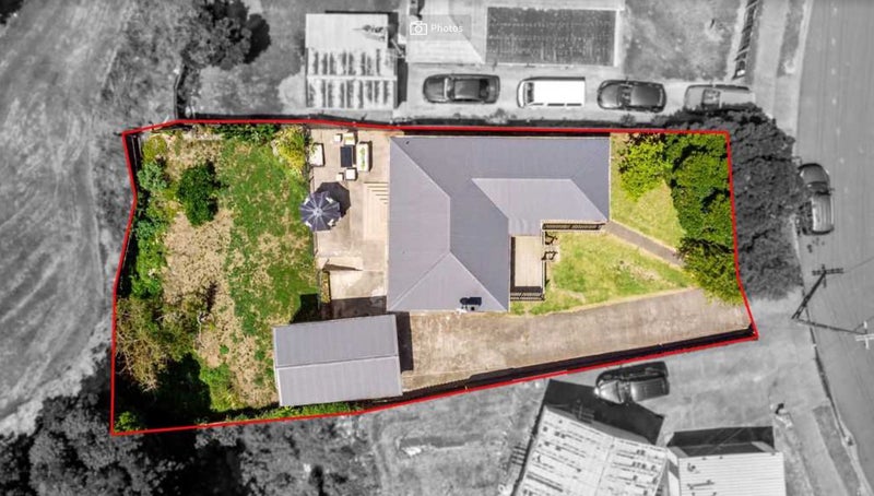 8 Williams Crescent, Otara, Auckland - Carousel 1