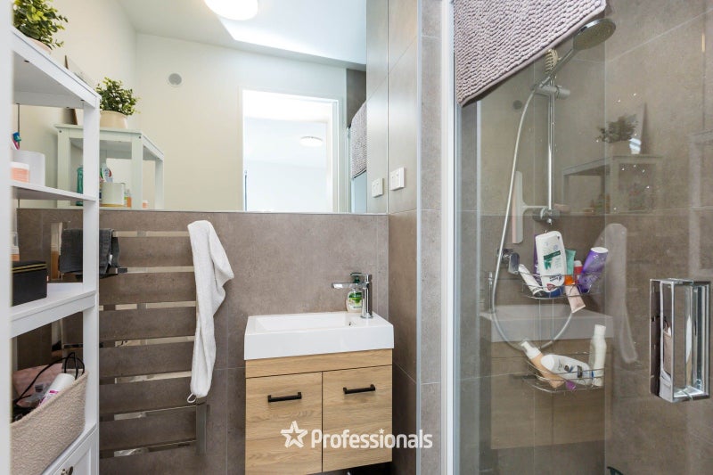 6/67 Tiketike Way, Brooklyn, Wellington - Carousel 16