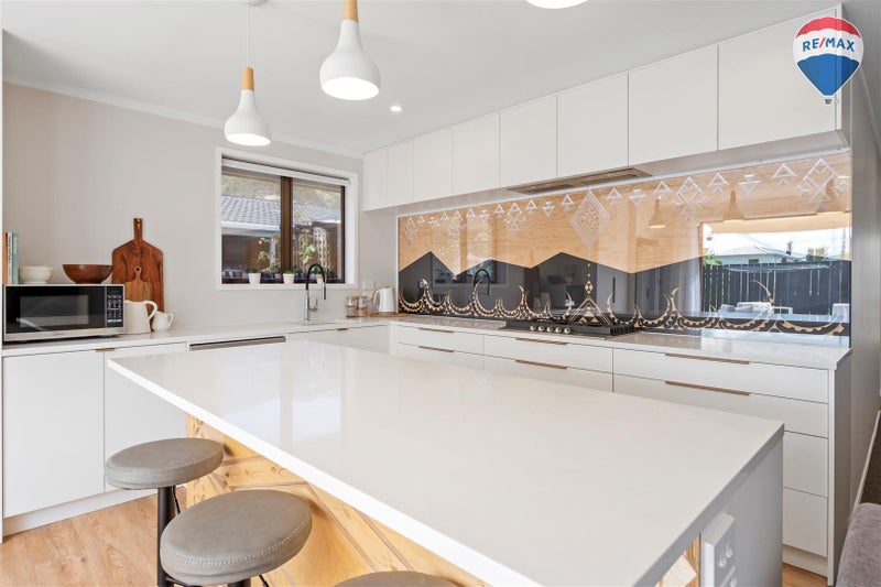 17A Norton Park Avenue, Fairfield, Lower Hutt - Carousel 2